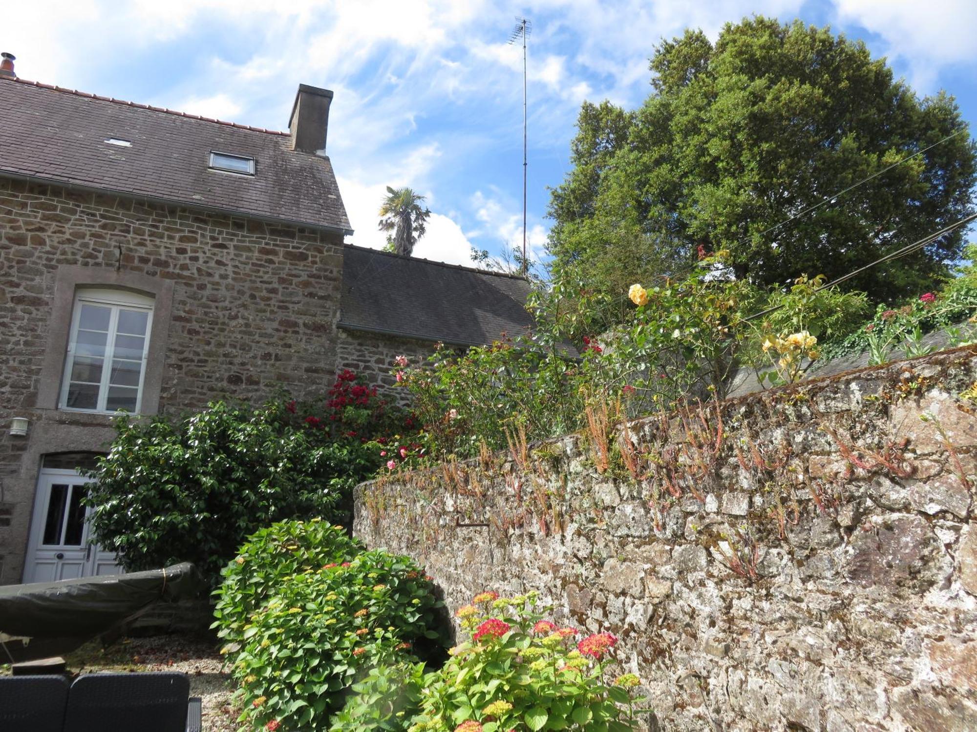Le Jardin A Mordreuc Bed & Breakfast Pleudihen-sur-Rance Bagian luar foto
