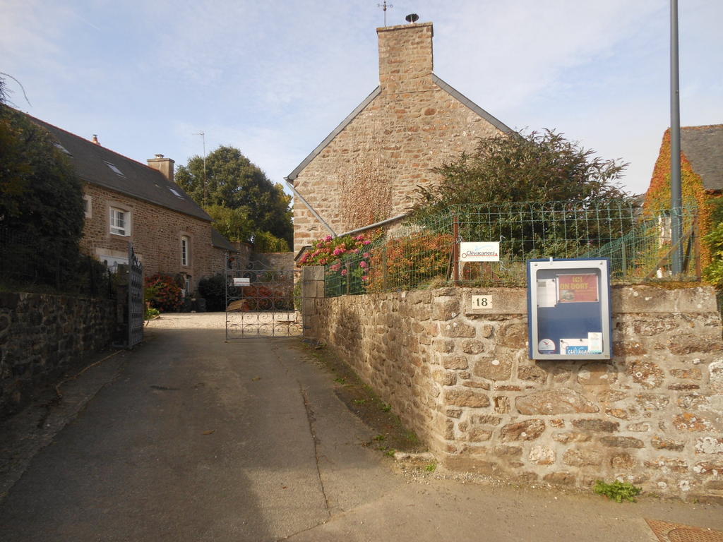 Le Jardin A Mordreuc Bed & Breakfast Pleudihen-sur-Rance Bagian luar foto