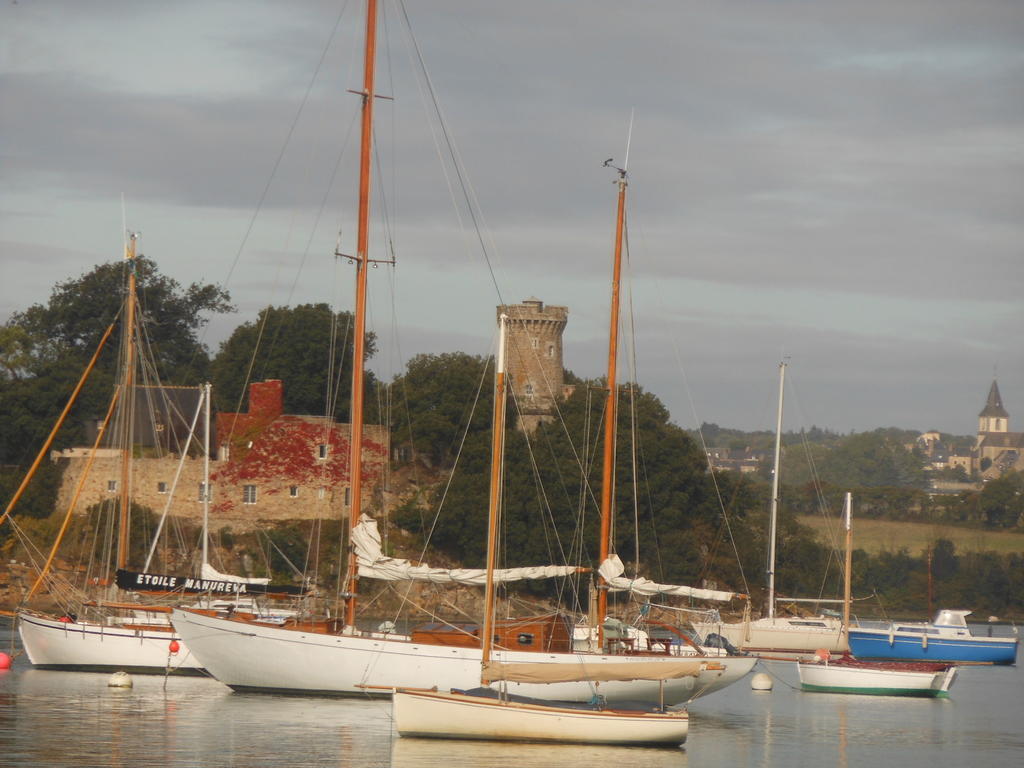 Le Jardin A Mordreuc Bed & Breakfast Pleudihen-sur-Rance Bagian luar foto